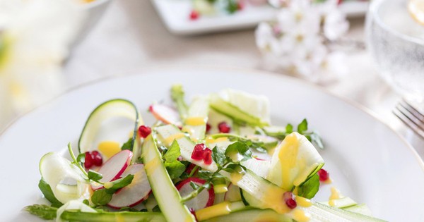 Chuyên gia hướng dẫn 3 bước thiết lập lại chế độ ăn lành mạnh trong mùa Xuân