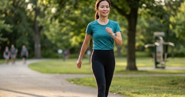 Đi bộ có giúp phụ nữ tuổi 40+ giảm mỡ bụng không?