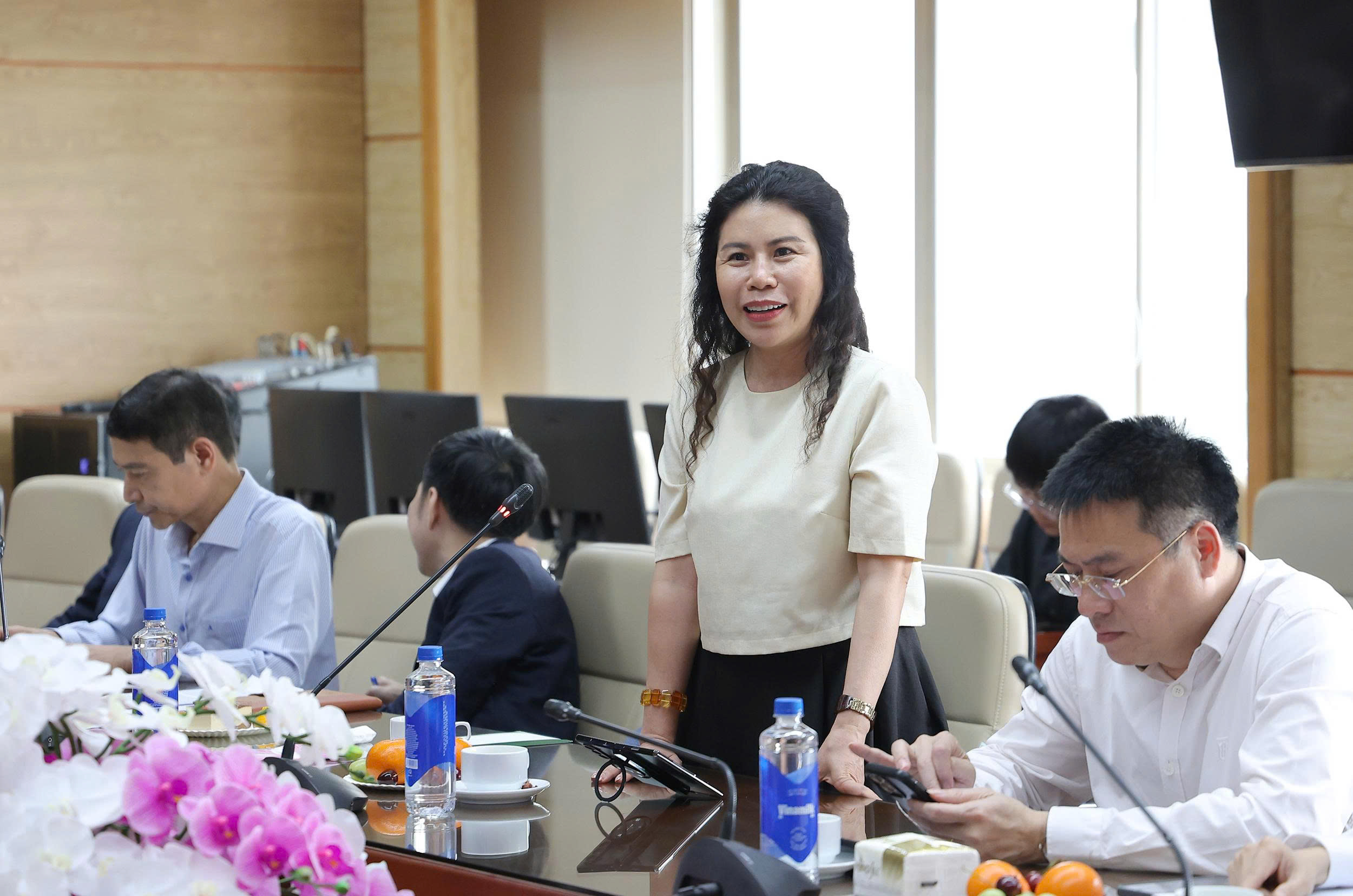 Bộ trưởng Đào Hồng Lan tiếp và làm việc với Chủ tịch khu vực châu Á - Thái Bình Dương của MSD- Ảnh 9.