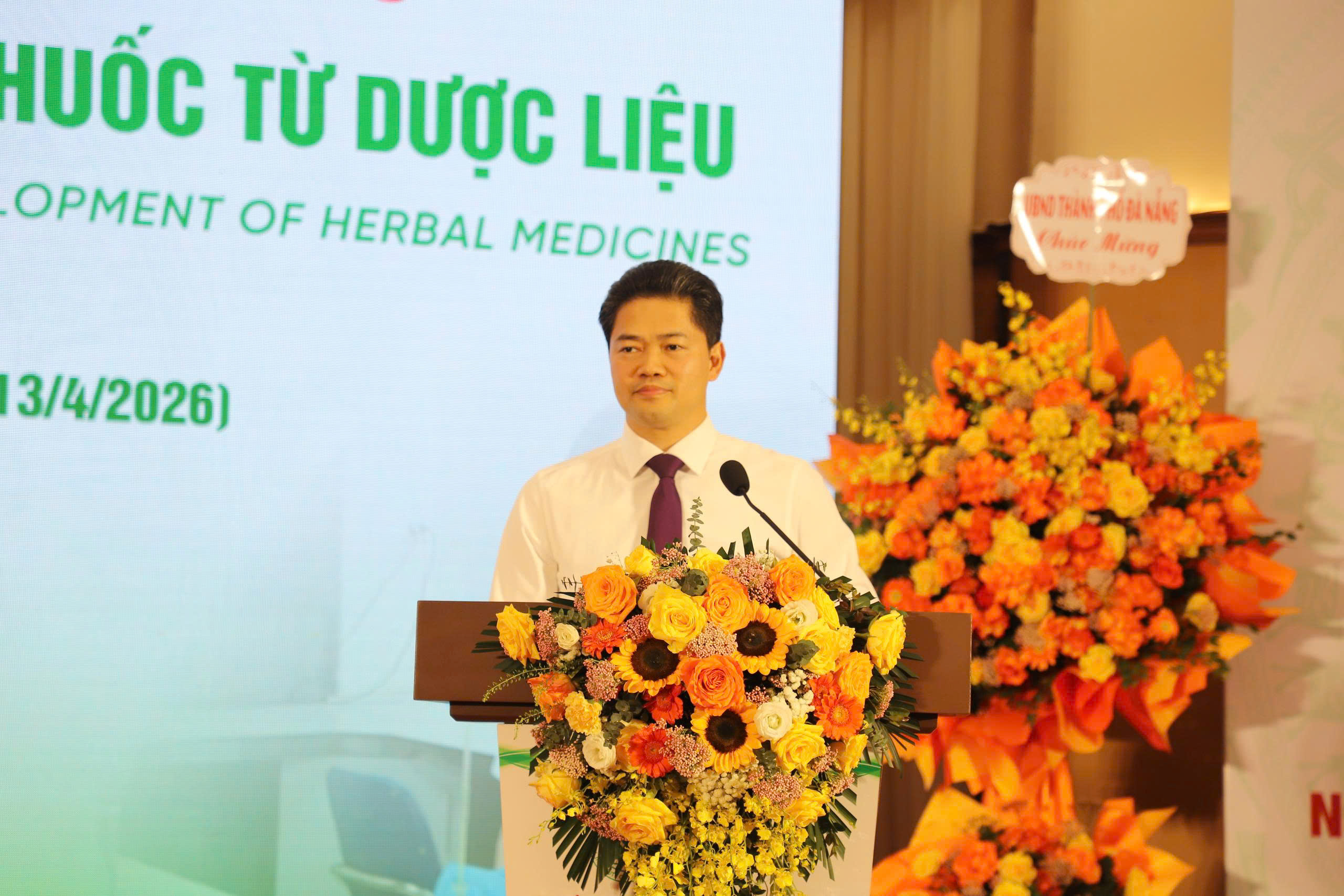 Dược liệu không chỉ là tài nguyên thiên nhiên mà còn là 'tài sản sức khỏe'- Ảnh 1.