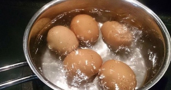 Nên luộc trứng bao lâu để giữ trọn dinh dưỡng? Lời khuyên từ chuyên gia