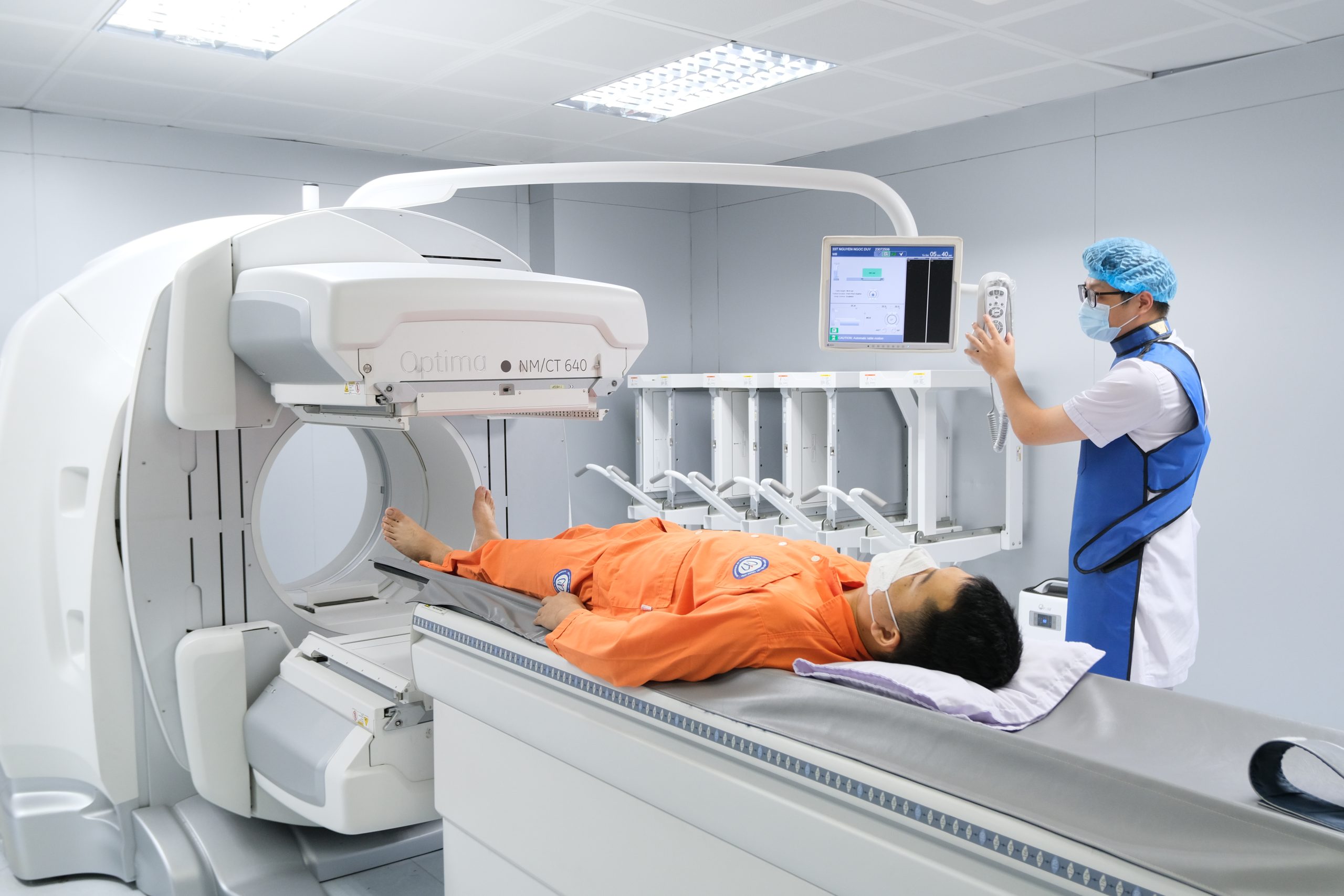 Phát triển y học hạt nhân hiện đại, đáp ứng nhu cầu điều trị của người dân- Ảnh 1.