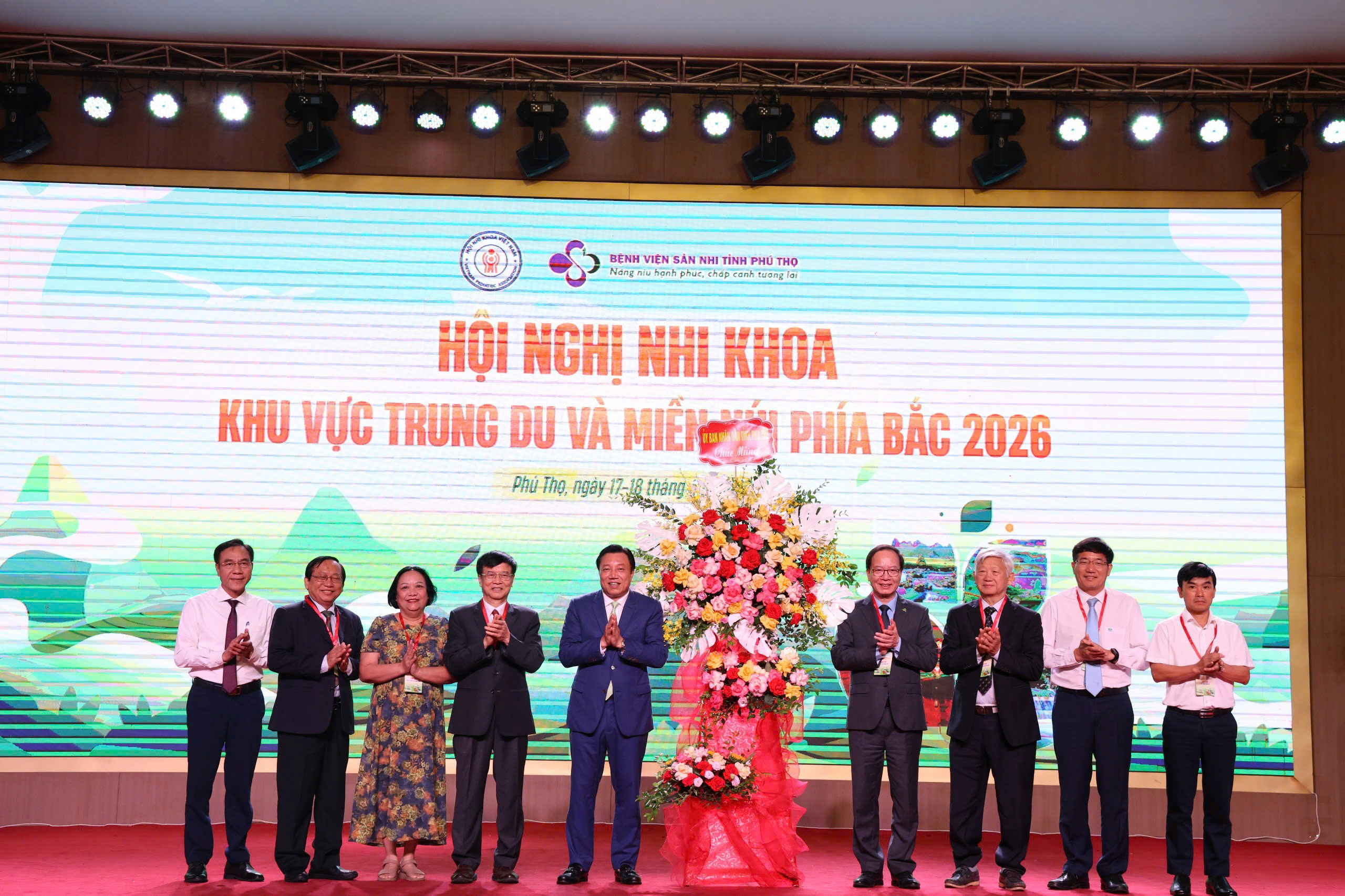Kiến tạo mạng lưới Nhi khoa để mọi trẻ em được thụ hưởng dịch vụ y tế chất lượng cao- Ảnh 2. Kiến tạo mạng lưới Nhi khoa để mọi trẻ em được thụ hưởng dịch vụ y tế chất lượng cao- Ảnh 2.