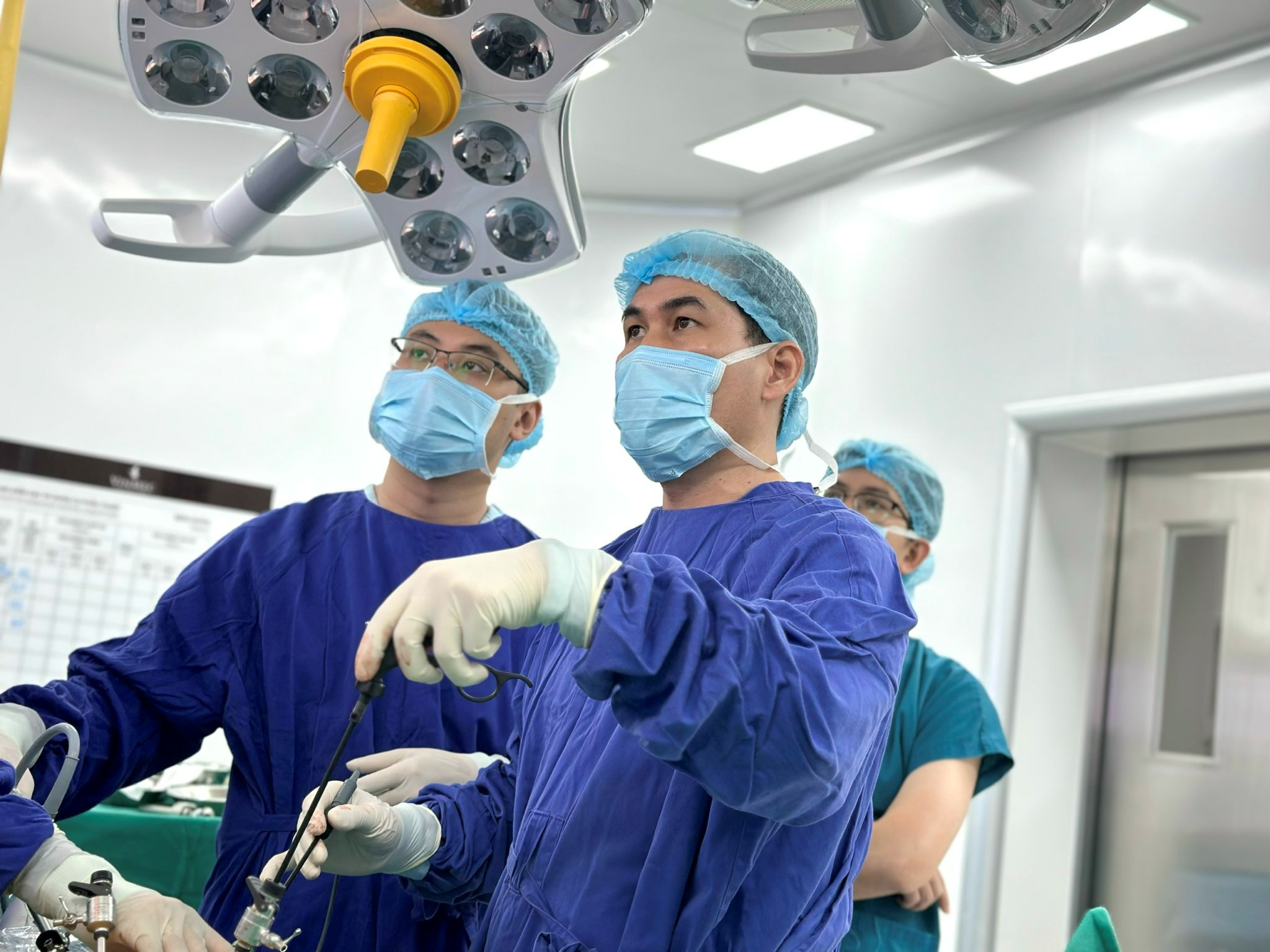 Vinmec Hạ Long xử lý thành công ca bệnh tiêu hóa phức tạp hiếm gặp- Ảnh 1. Vinmec Hạ Long xử lý thành công ca bệnh tiêu hóa phức tạp hiếm gặp- Ảnh 1.