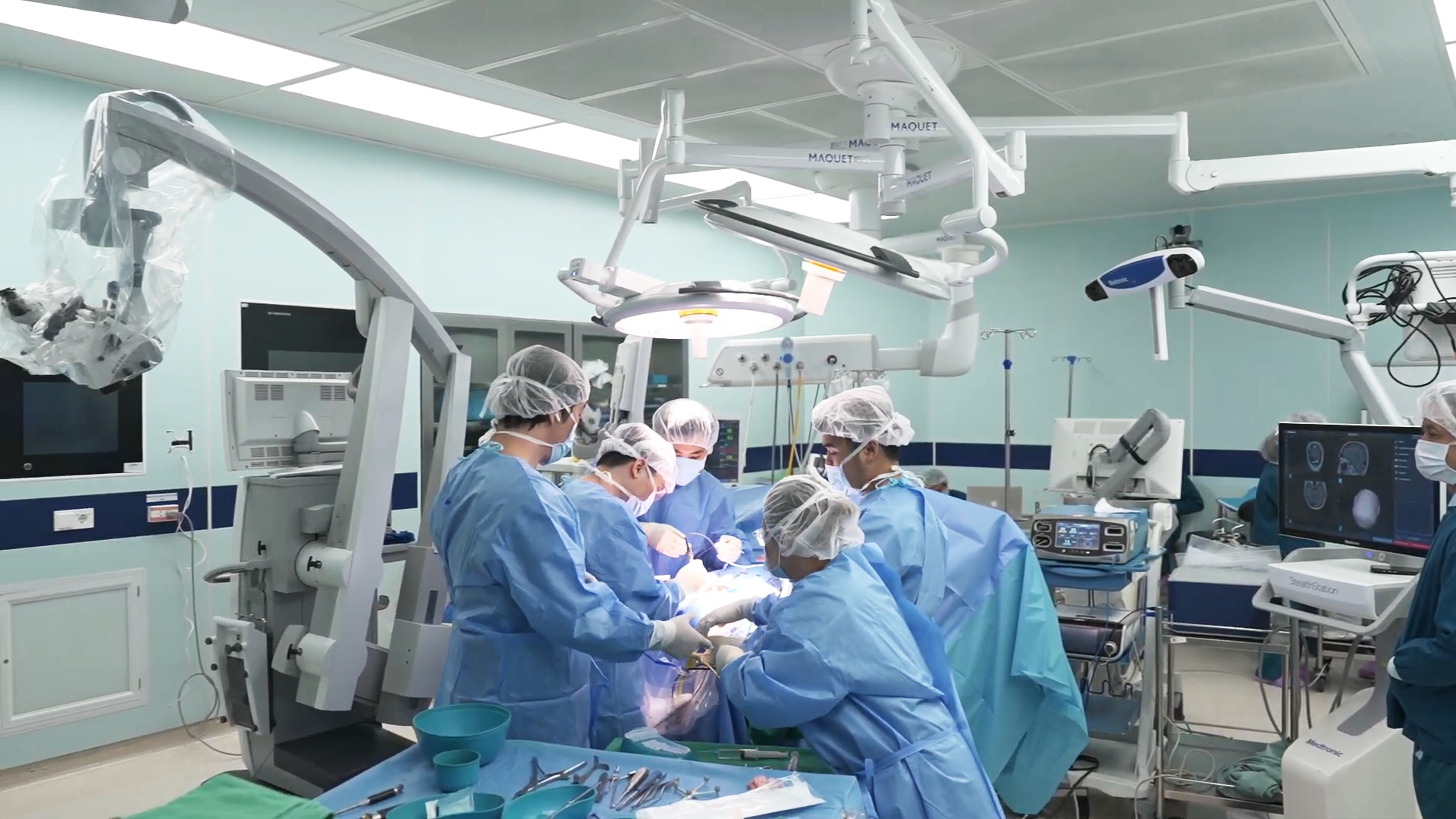 Chấm dứt 17 năm động kinh kháng trị nhờ phẫu thuật đặt điện cực vỏ não tại Vinmec- Ảnh 1. Chấm dứt 17 năm động kinh kháng trị nhờ phẫu thuật đặt điện cực vỏ não tại Vinmec- Ảnh 1.