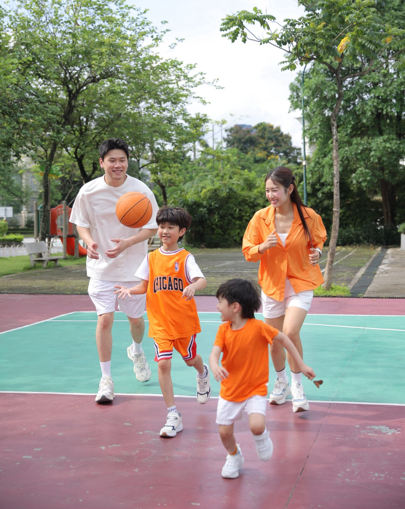 Trang Lou chia sẻ cách chăm sóc dinh dưỡng khoa học, giúp con ăn ngon và phát triển toàn diện- Ảnh 1. Trang Lou chia sẻ cách chăm sóc dinh dưỡng khoa học, giúp con ăn ngon và phát triển toàn diện- Ảnh 1.