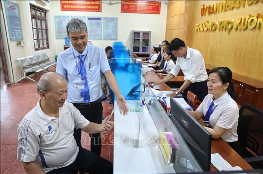 Tập trung triển khai nhiệm vụ trọng tâm về tổ chức bộ máy, công vụ, công chức- Ảnh 1. Tập trung triển khai nhiệm vụ trọng tâm về tổ chức bộ máy, công vụ, công chức- Ảnh 1.