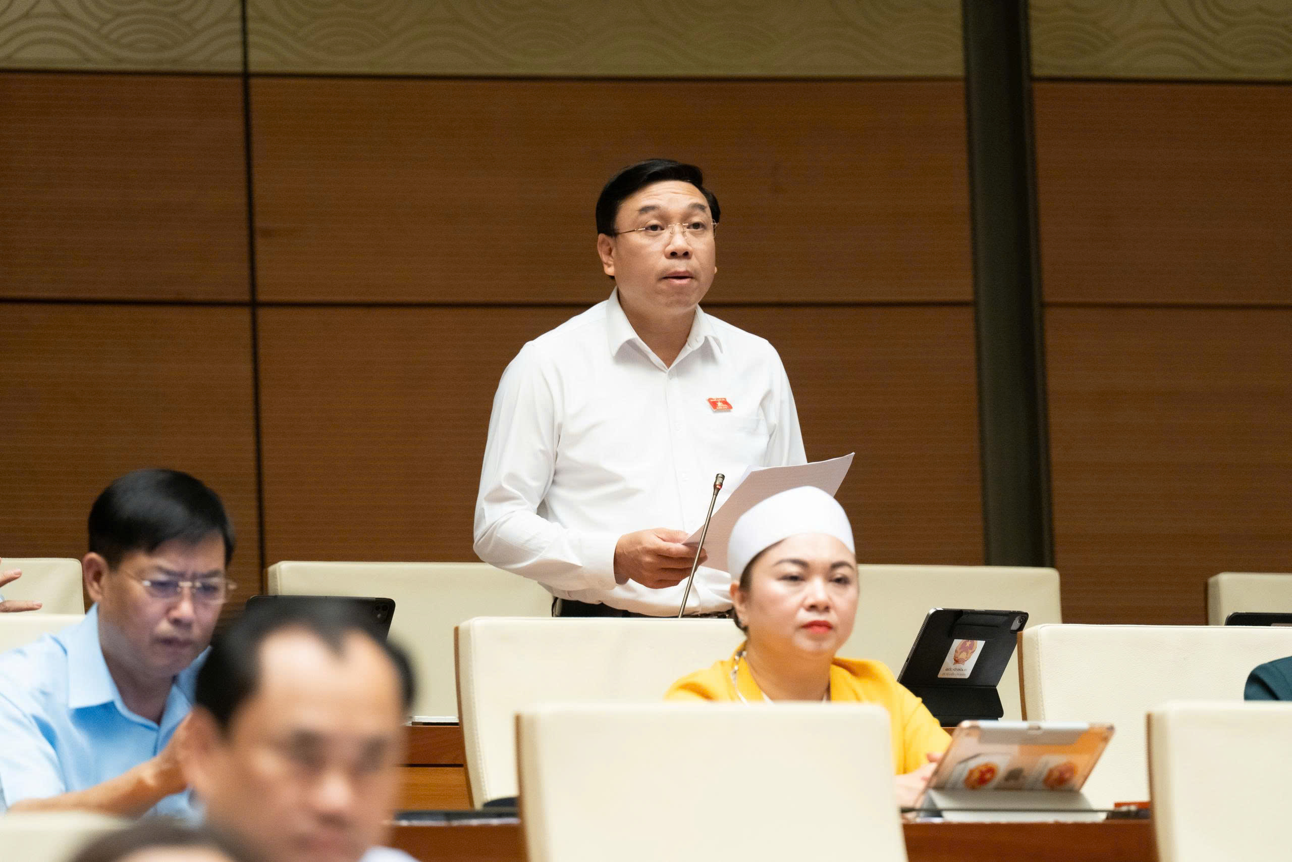 ĐBQH: Tăng thu không được làm suy giảm động lực sản xuất, kinh doanh- Ảnh 2. ĐBQH: Tăng thu không được làm suy giảm động lực sản xuất, kinh doanh- Ảnh 2.
