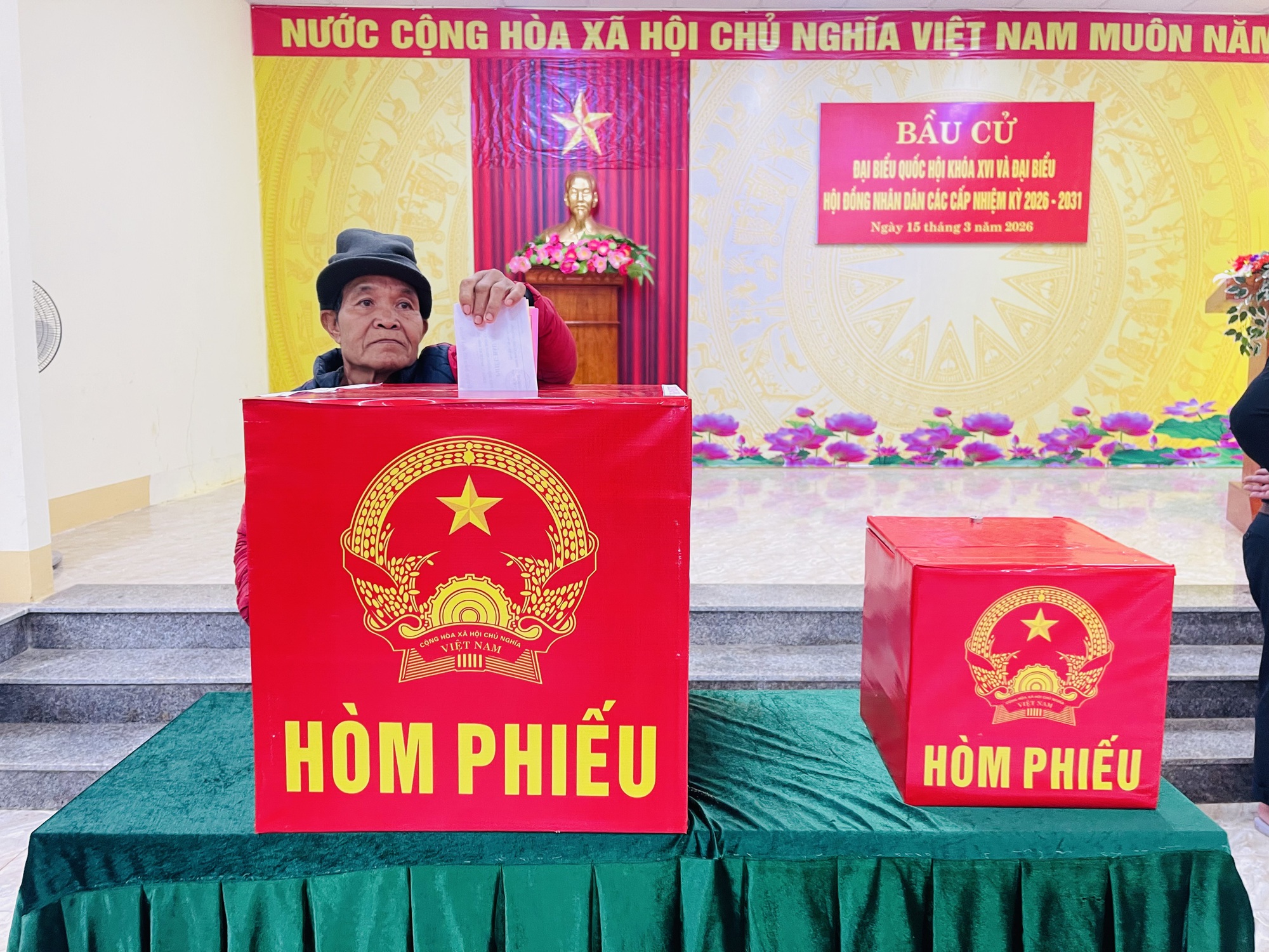 Danh sách người trúng cử đại biểu HĐND tỉnh Quảng Trị - Ảnh 1. Danh sách người trúng cử đại biểu HĐND tỉnh Quảng Trị - Ảnh 1.