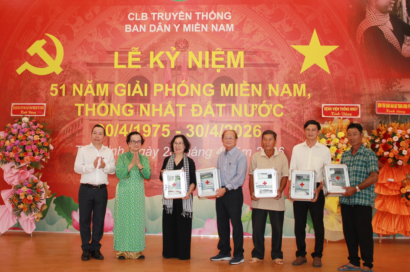 Lắng đọng ‘hành trình về nguồn’ của những chiến sĩ áo trắng- Ảnh 4. Lắng đọng ‘hành trình về nguồn’ của những chiến sĩ áo trắng- Ảnh 4.