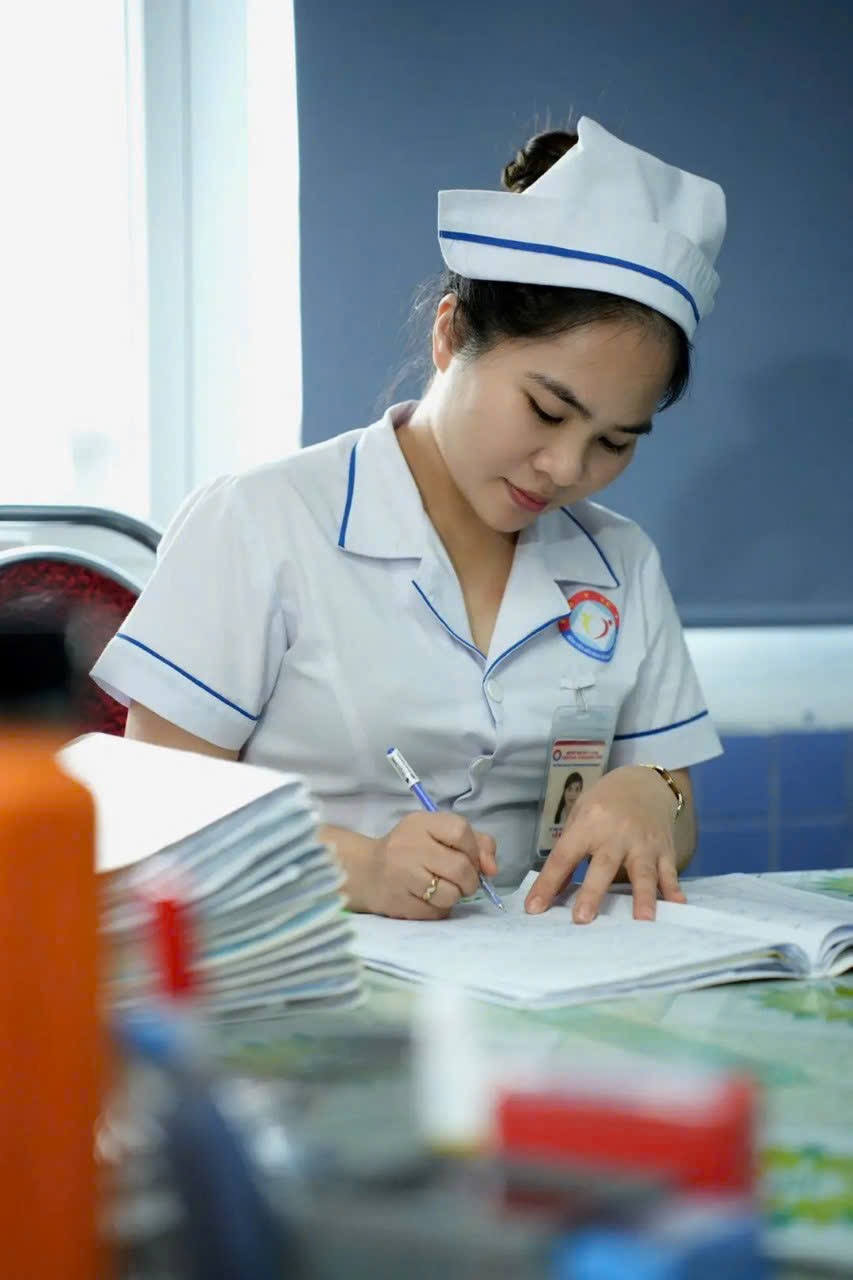 img9252-1777962674950659495379 Chuyện của những người đón 'thiên thần'- Ảnh 11.