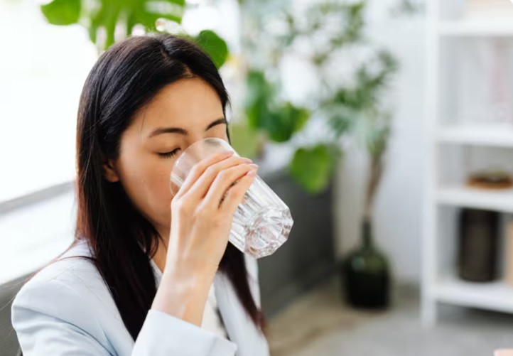 6 mẹo chống mệt mỏi để tăng cường năng lượng cho buổi sáng- Ảnh 1.