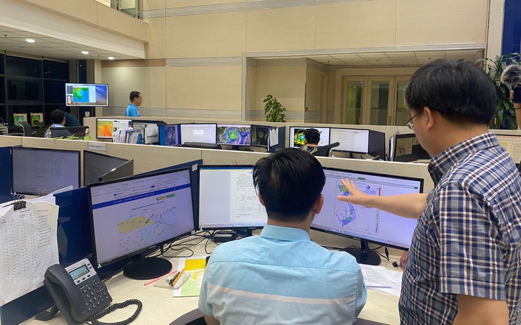 Trí tuệ nhân tạo (AI) có thể thay thế con người trong dự báo thời tiết, cảnh báo thiên tai?