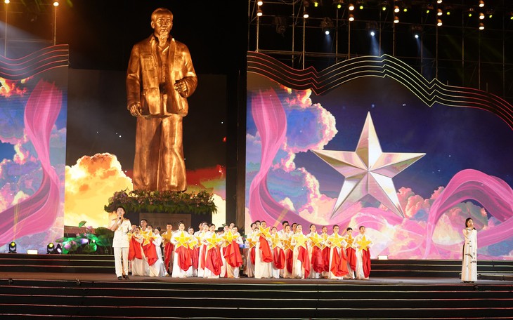 Khai mạc Lễ hội Làng Sen 2026, Nghệ An báo công với Bác bằng loạt dự án trọng điểm- Ảnh 7.