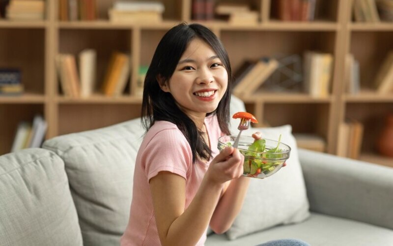 an-gi-de-nao-tinh-tao-1-17805586611211096047650-1 3 nhóm thực phẩm giúp học sinh ngủ ngon, tăng trí nhớ trong mùa thi- Ảnh 1.