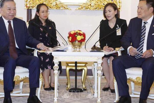 Tổng Bí thư, Chủ tịch nước Tô Lâm hội đàm hẹp với Thủ tướng Thái Lan