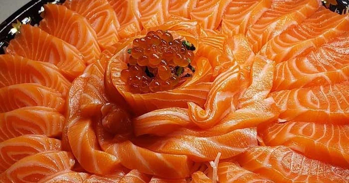 Ăn cá hồi sống hay chín tốt hơn cho sức khỏe?