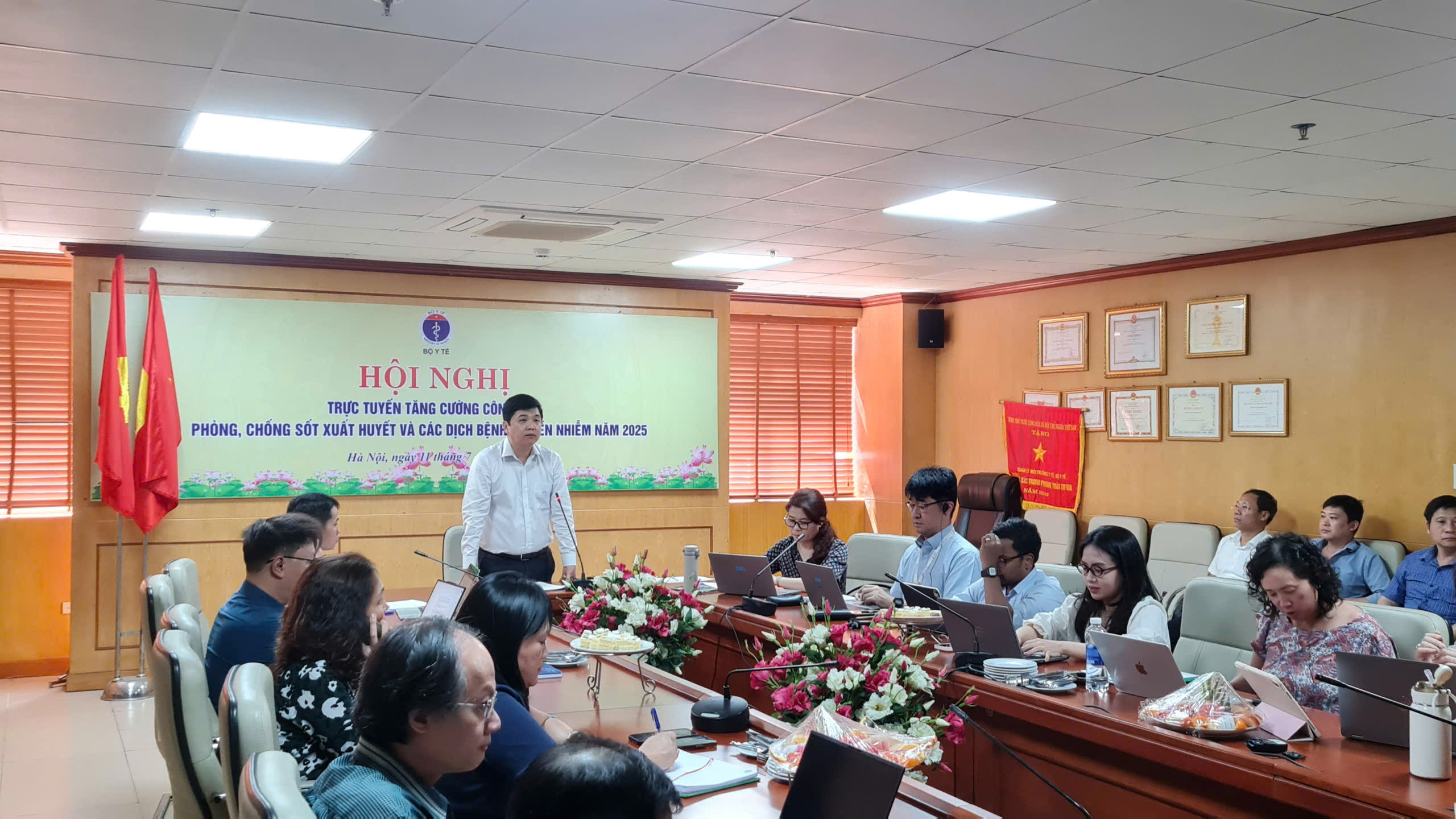 cuc-pbenh-tap-huan-ebola-1779715819504314649517 Bộ Y tế tập huấn toàn quốc về giám sát, phòng chống Ebola, chủ động ngăn dịch xâm nhập- Ảnh 1.