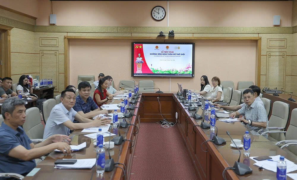 Tổ chức trang trọng lễ mít tinh Ngày Dân số thế giới để lan tỏa thông điệp dân số và phát triển- Ảnh 4.