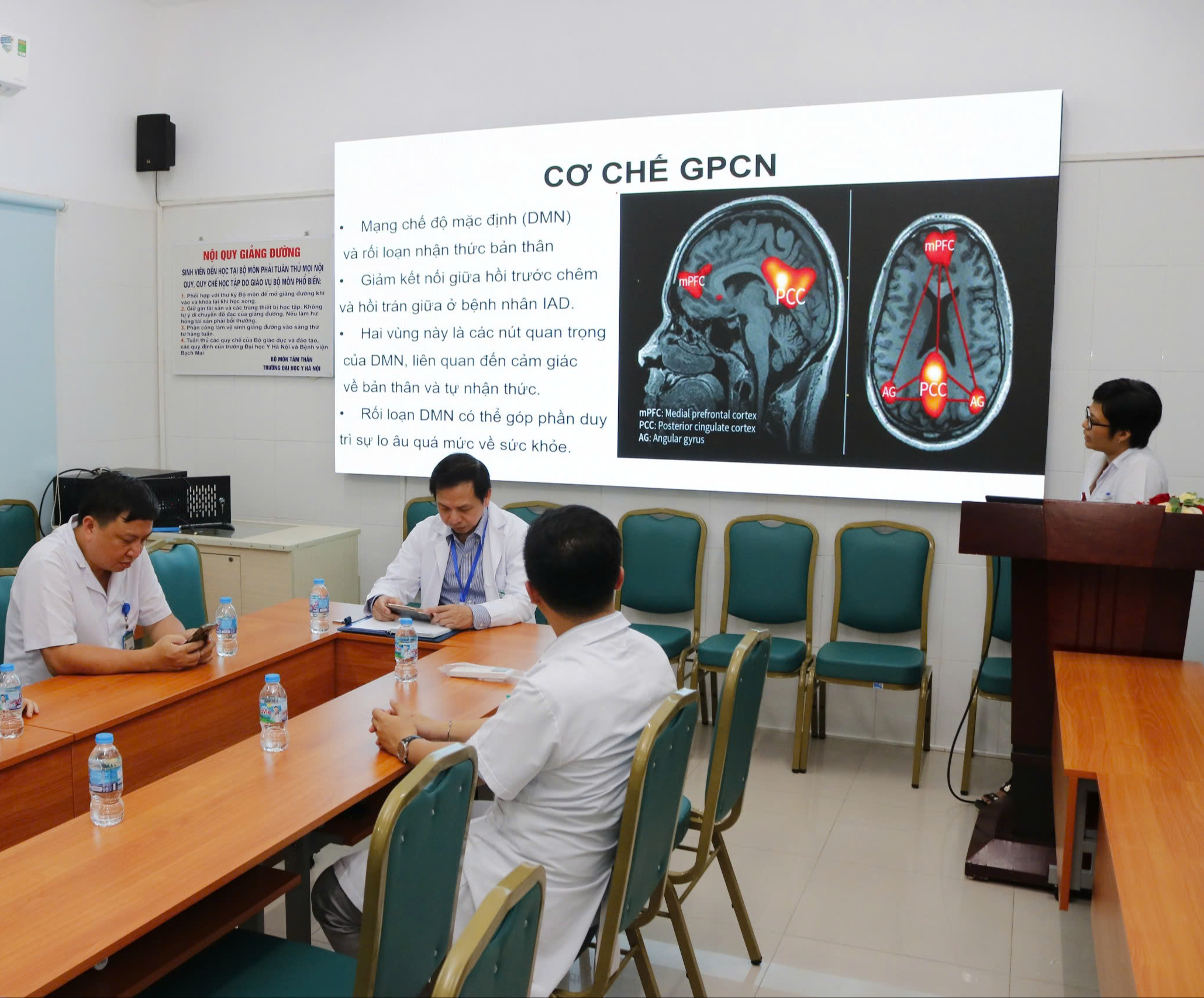 Ám ảnh mắc bệnh hiểm nghèo, nam thanh niên phải nhập viện điều trị sức khoẻ tâm thần- Ảnh 3.