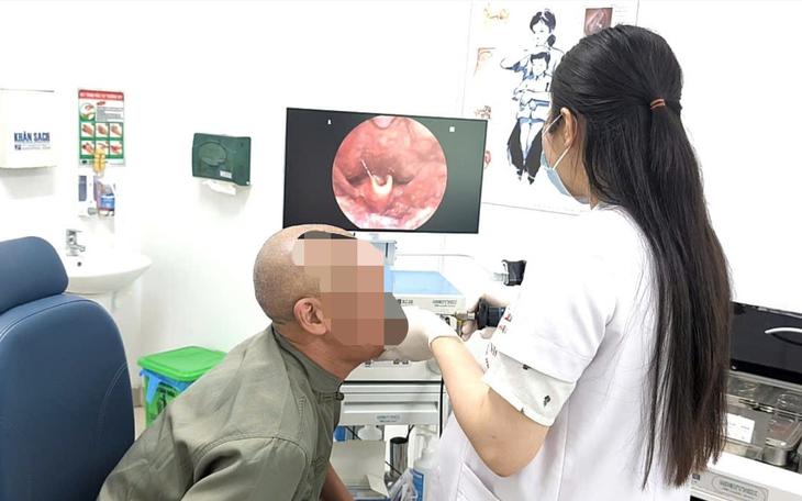 Nguy kịch, suy đa tạng do chủ quan với viên sỏi niệu quản chỉ 3mm- Ảnh 1.