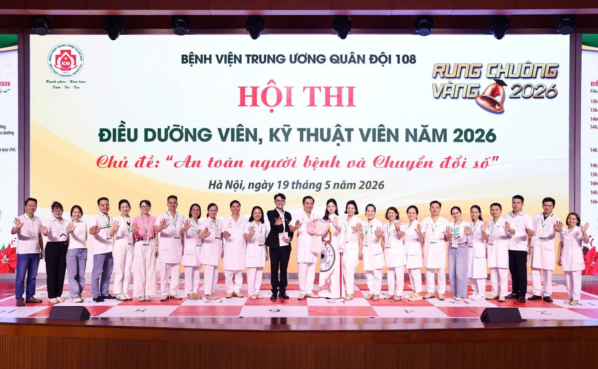 hoi-thi-dieu-duong-vien-17792336692761569503218 Điều dưỡng phải làm chủ công nghệ để chăm sóc người bệnh tốt hơn- Ảnh 3.