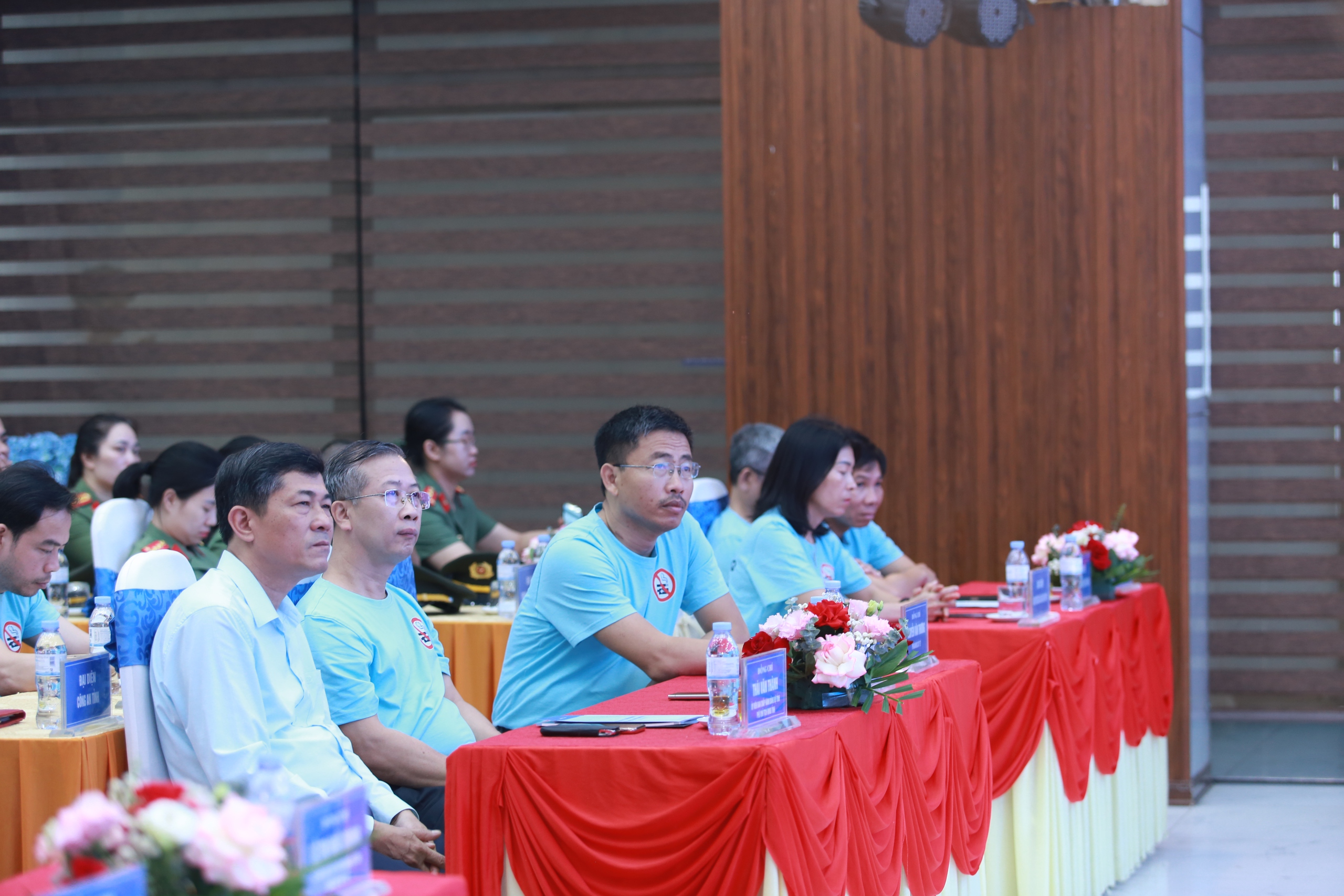 img4397jpg-1780019765680279437165 Vạch trần 'bẫy' thuốc lá điện tử đang len lỏi vào giới trẻ
- Ảnh 1.