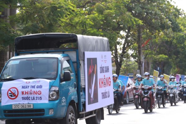Vạch trần ‘bẫy’ thuốc lá điện tử đang len lỏi vào giới trẻ