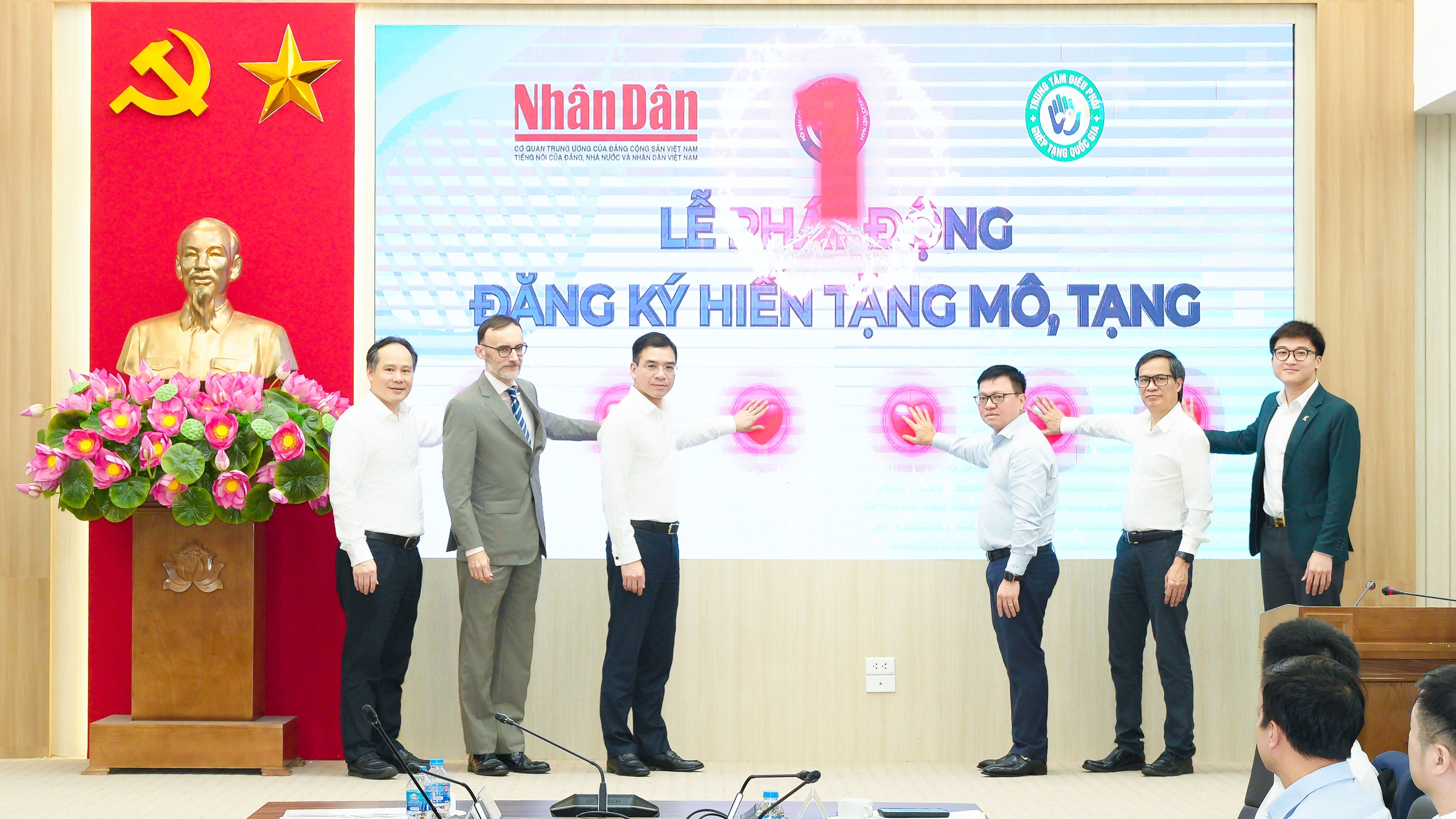 Tạng hiến từ người chết não ở Việt Nam tăng 3-4 lần, nhưng vẫn thấp so với nhiều quốc gia- Ảnh 4.