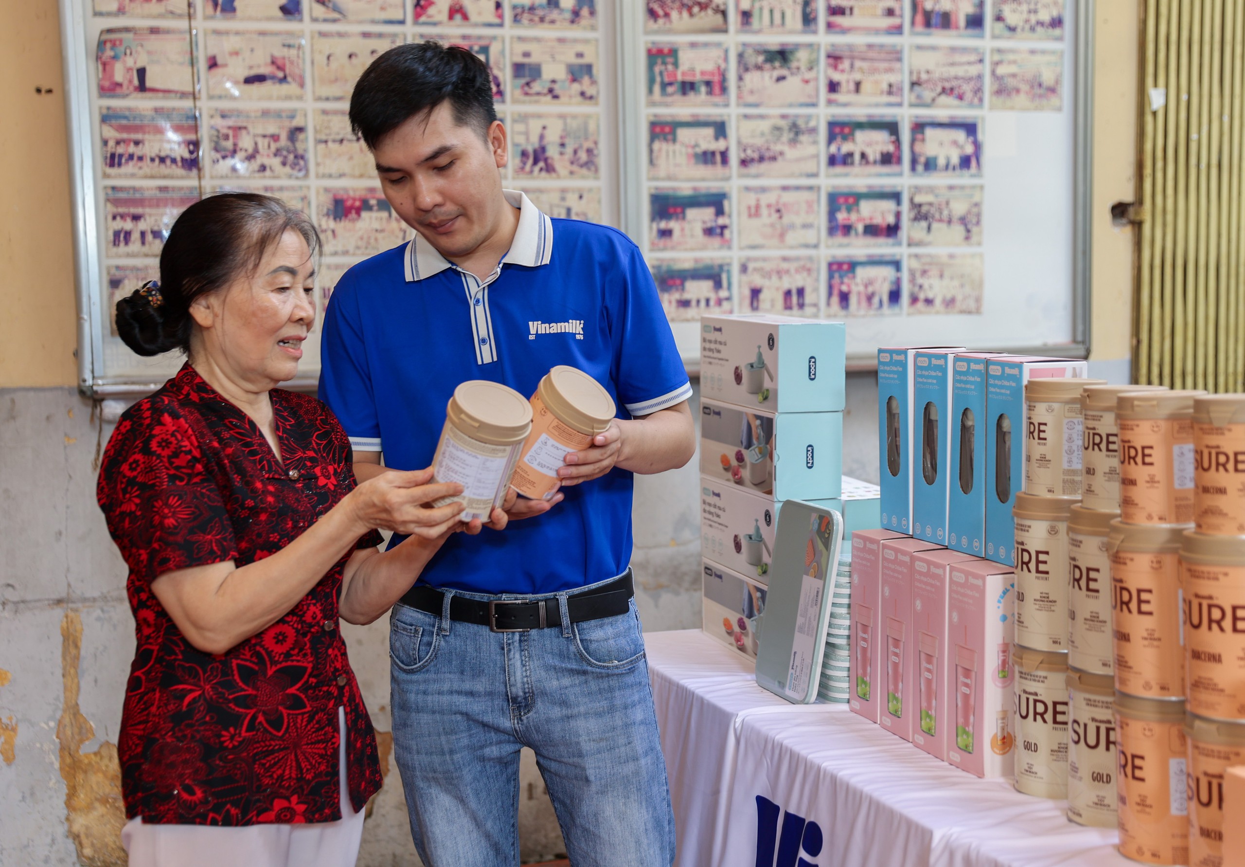 Vinamilk đón thế hệ 'đồng niên' tham quan nhà máy với lời hứa chăm sóc sức khỏe bằng dinh dưỡng chất lượng- Ảnh 9.