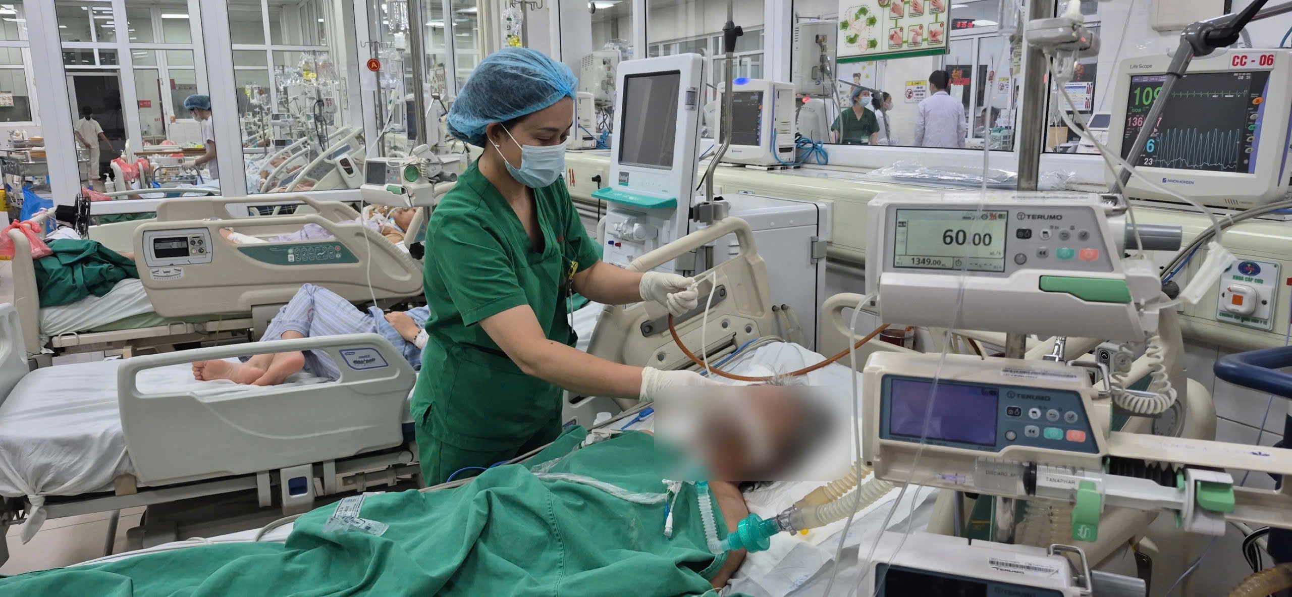 Nguy kịch, suy đa tạng do chủ quan với viên sỏi niệu quản chỉ 3mm- Ảnh 2.