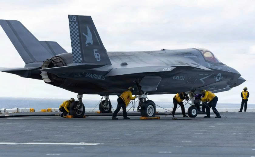 tiem-kich-f-35-17799404665151133027892 Tiêm kích F-35 lộ lỗi kỹ thuật khiến Mỹ tốn thêm 100 triệu USD- Ảnh 1.