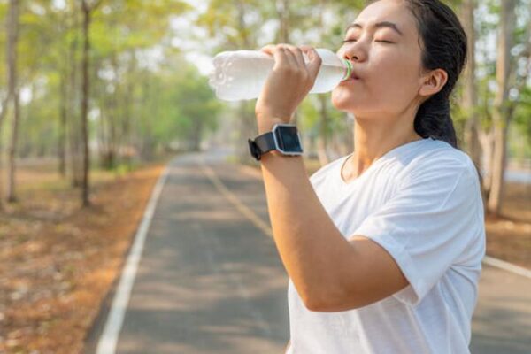 Nắng nóng đỉnh điểm – nên uống nước như thế nào để đảm bảo sức khỏe?