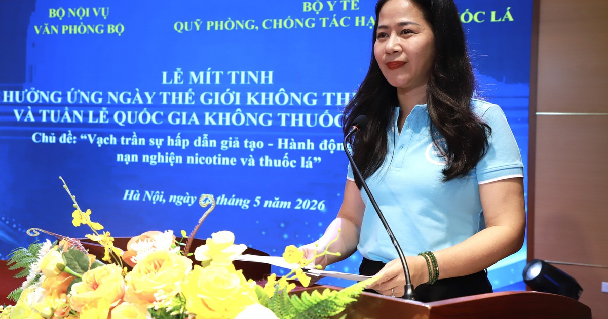 Bộ Nội vụ đề nghị cán bộ, công chức, viên chức, người lao động gương mẫu thực hiện nói không với thuốc lá