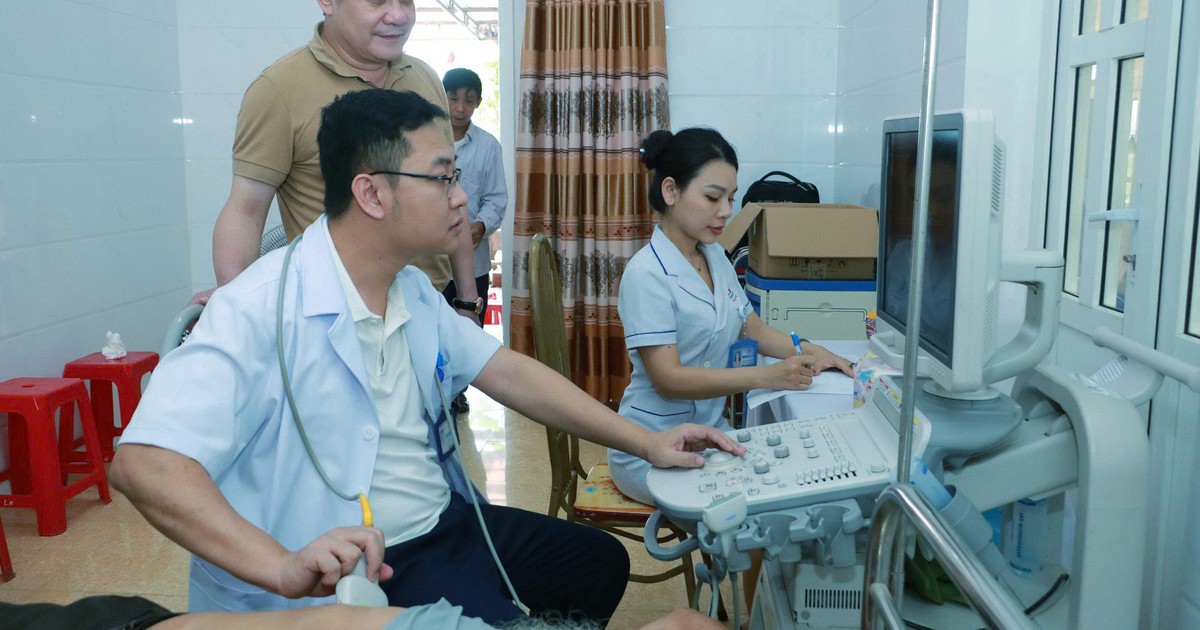 Hơn 400 người dân ở Nghệ An được khám, sàng lọc các bệnh ung thư miễn phí