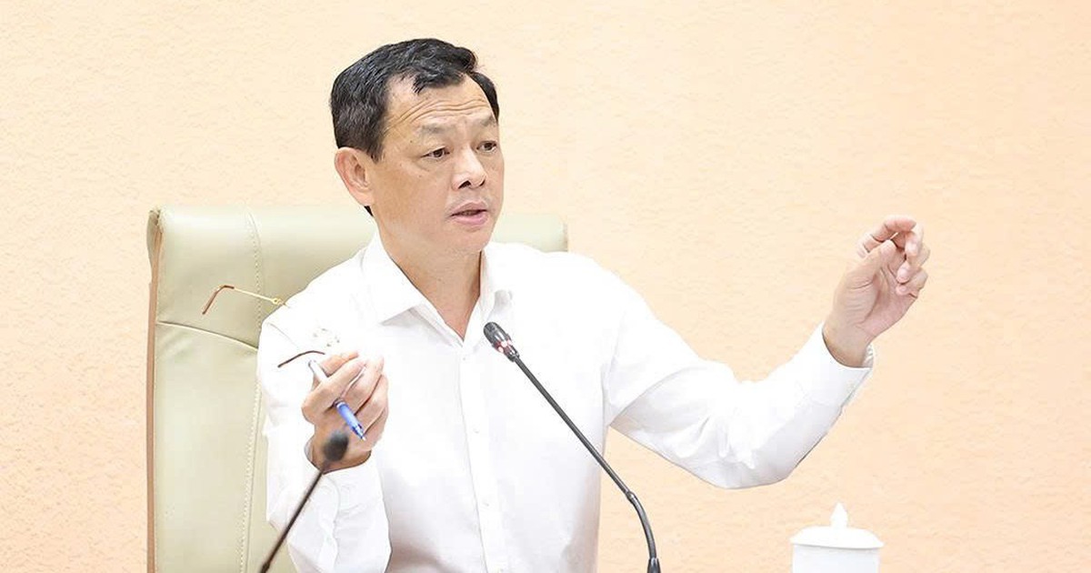 Thứ trưởng Nguyễn Tri Thức yêu cầu đẩy nhanh tiến độ triển khai bệnh án điện tử và cơ sở dữ liệu y tế