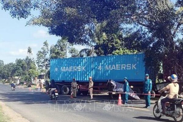 Lâm Đồng: Hỗ trợ gia đình các nạn nhân trong vụ tai nạn giao thông nghiêm trọng