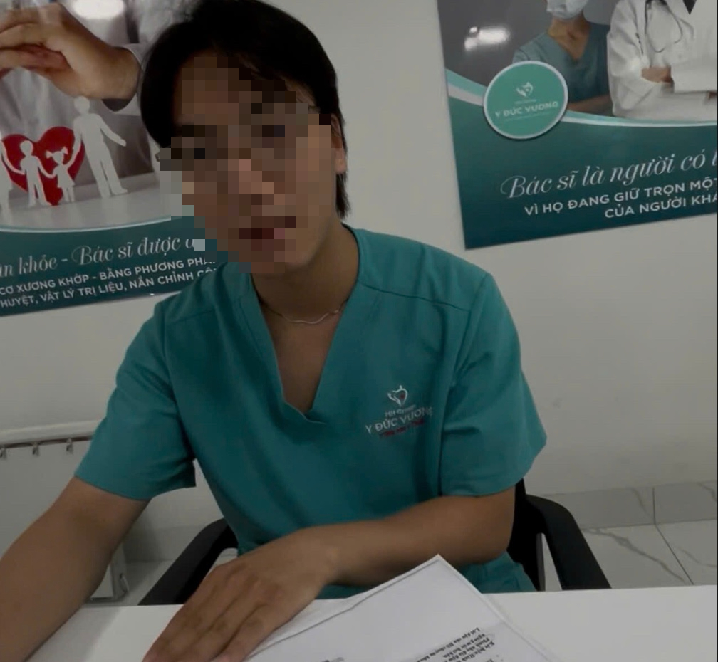 base64-1781683411626138226132 ‘Tiến sĩ nắn chỉnh xương’ ở Y Đức Vương tự nhận chỉ chăm sóc sức khoẻ, tiếp tục giúp trẻ ‘không nói được thành nói được’- Ảnh 2.