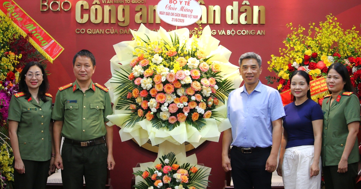 Bộ Y tế chúc mừng Báo Đại Đoàn Kết và Báo Công an Nhân dân nhân Kỷ niệm 101 năm Ngày Báo chí Cách mạng Việt Nam