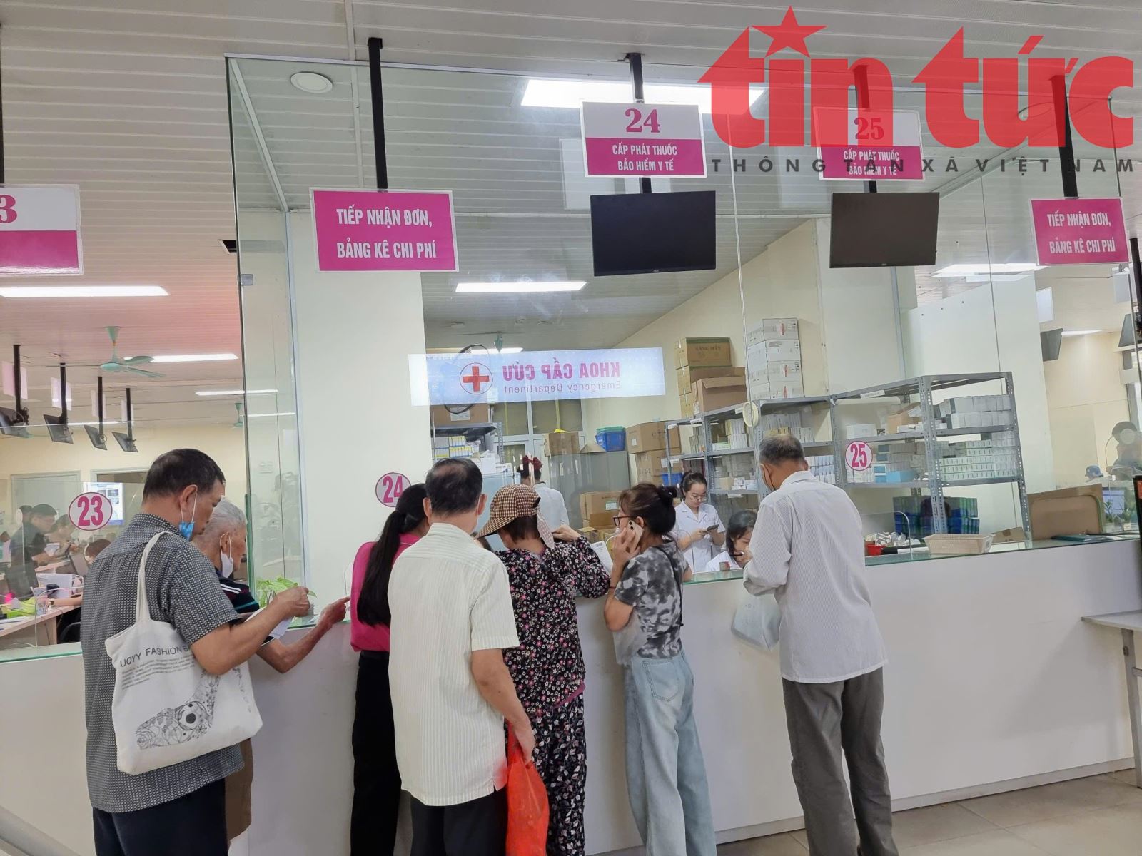 Những nhóm đối tượng nào sẽ được BHYT chi trả 100% chi phí khám chữa bệnh từ 1/7/2026?- Ảnh 1.