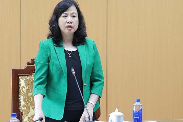 Bộ trưởng Đào Hồng Lan: Tập trung nguồn lực, bảo đảm tiến độ rà soát hệ thống văn bản quy phạm pháp luật về y tế