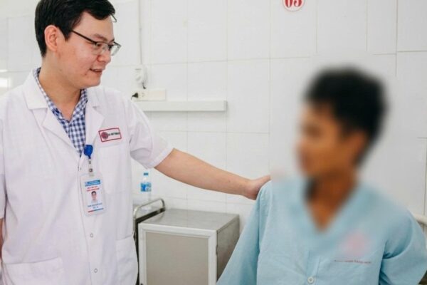 Cứu nam thanh niên vỡ gan do tai nạn lao động