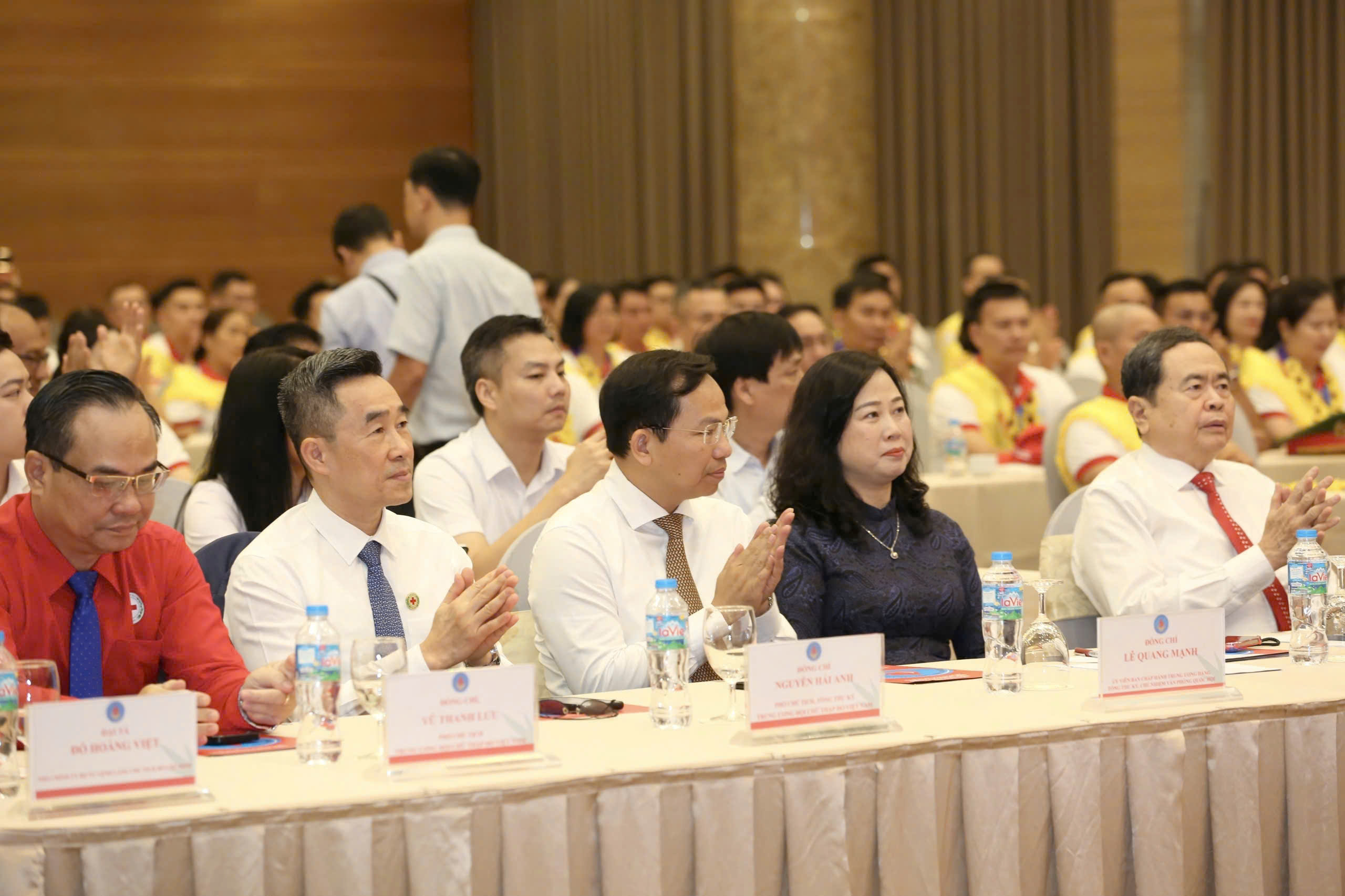 dai-bieu-hien-mau-17809735954861943262752 Tôn vinh 100 người hiến máu tiêu biểu toàn quốc: Lan tỏa những câu chuyện đẹp về tình người- Ảnh 1.