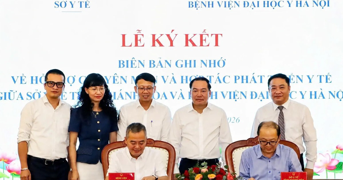 Khánh Hòa hợp tác với Bệnh viện Đại học Y Hà Nội hướng tới nâng cao chất lượng y tế