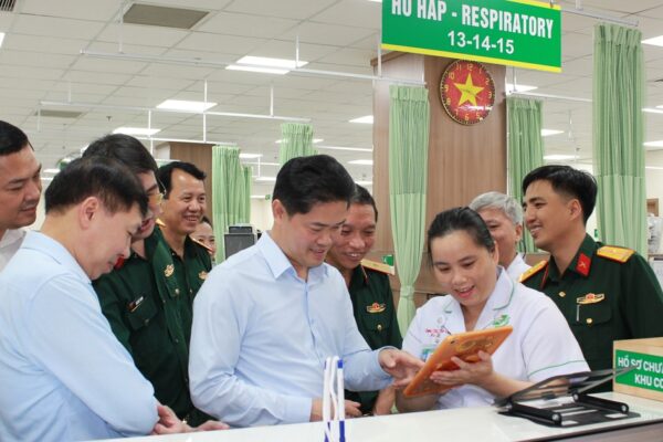 Thứ trưởng Thường trực Vũ Mạnh Hà: Phát huy thế mạnh, đưa Bệnh viện Quân y 175 sớm đạt tầm quốc tế