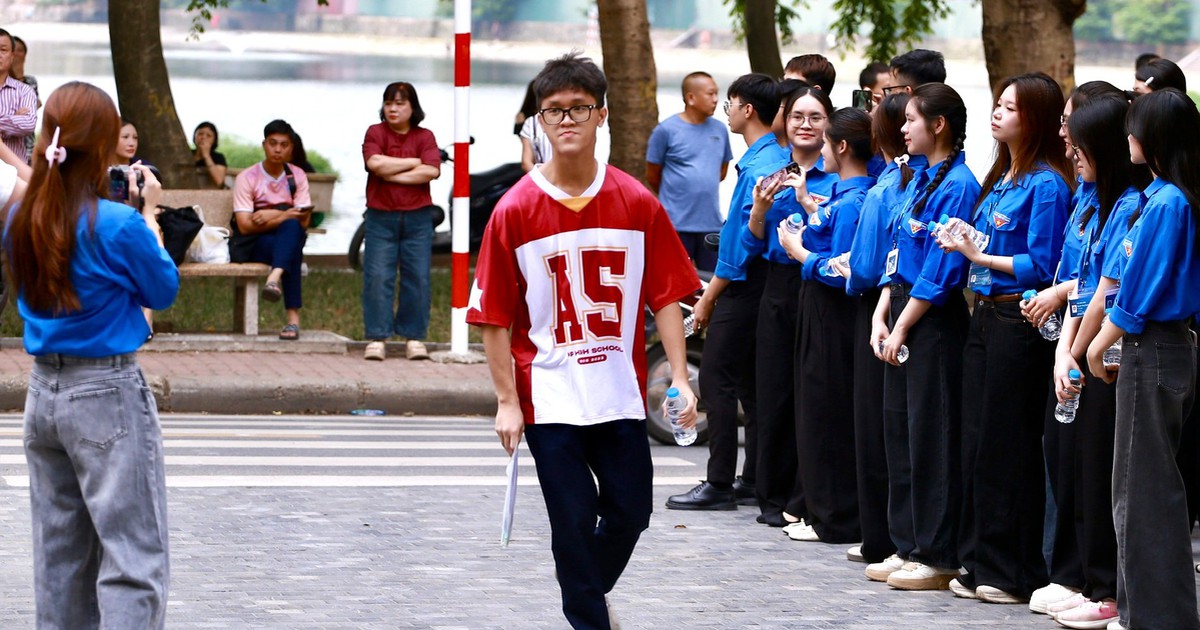 Sáng nay, hơn 1,2 triệu thí sinh thi tốt nghiệp THPT ngày cuối